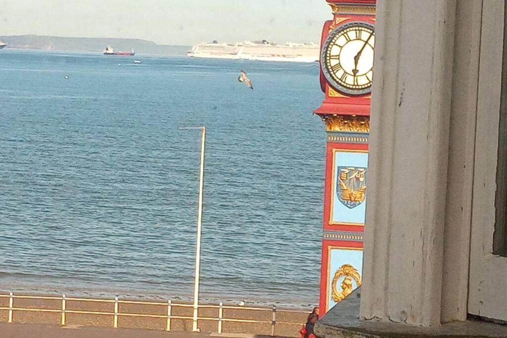 Amazing Sea Views ,brilliant Location Apartment Weymouth